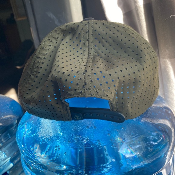 New hat - Picture 2 of 4